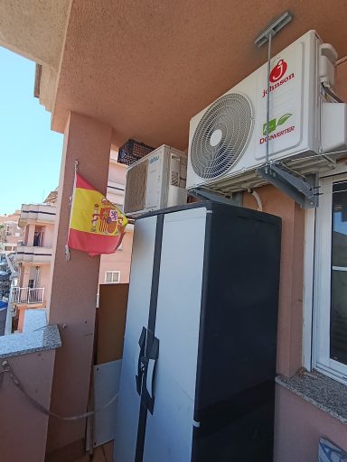 calidad y que dure No trabajamos para hoy trabajamos para mañana